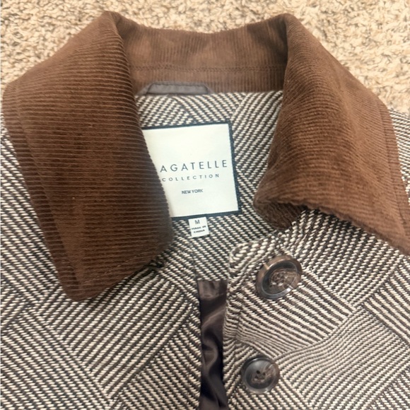 Women’s Brown cropped Checkered Barn Jacket - Picture 3 of 3